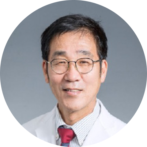 杉村病院 総長 安東 由喜雄の写真